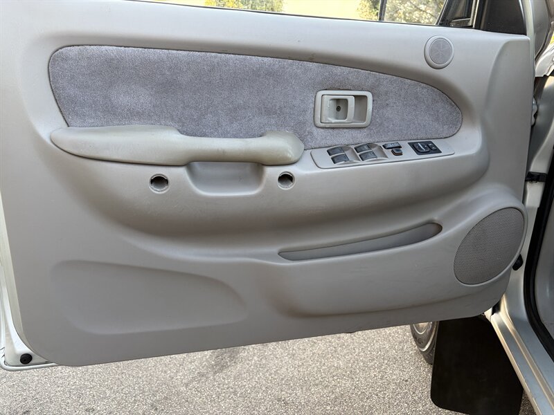 Used 2003 Toyota Tacoma PreRunner w/ Pwr Pkg w/ Mirrors RWD image 13