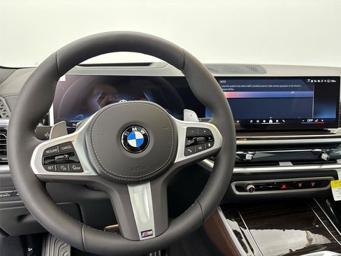 New 2026 BMW X5 xDrive40i w/ M Sport Package AWD/4WD image 22