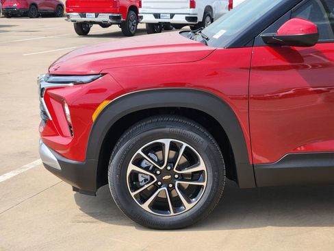New 2026 Chevrolet TrailBlazer LT FWD image 5