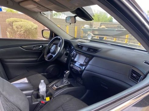 Used 2020 Nissan Rogue SV AWD/4WD image 5