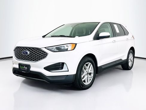 Used 2024 Ford Edge SEL AWD/4WD image 3
