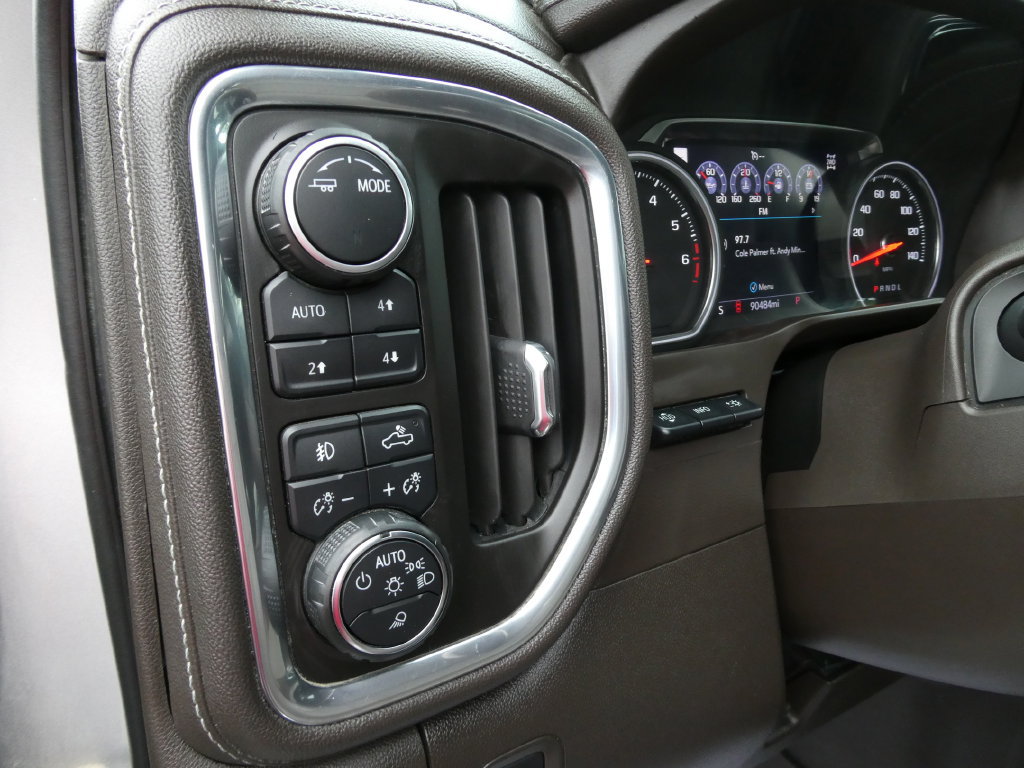 Certified 2020 Chevrolet Silverado 2500 LTZ w/ Technology Package AWD/4WD image 25