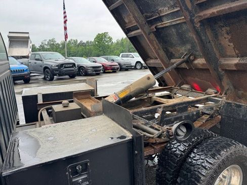 Used 1997 Dodge Ram 3500 Truck 4x4 Regular Cab image 14