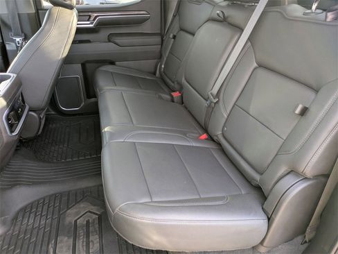 Used 2022 Chevrolet Silverado 1500 LTZ image 17