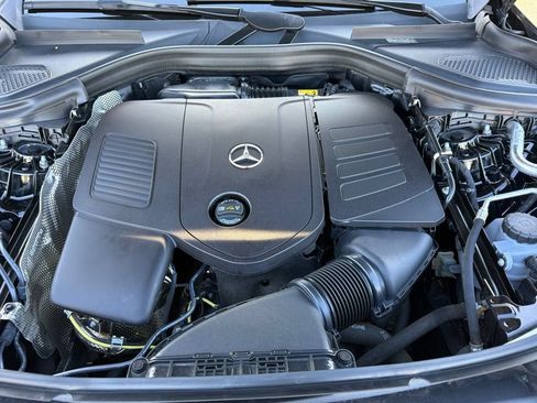 Certified 2025 Mercedes-Benz GLC 350e 4MATIC image 34