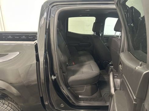 Used 2023 Chevrolet Colorado W/T RWD image 13