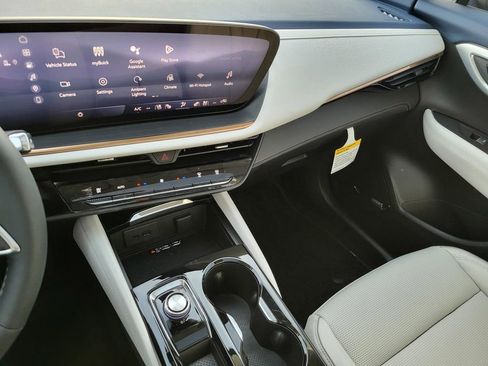 New 2026 Buick Envision Avenir image 9