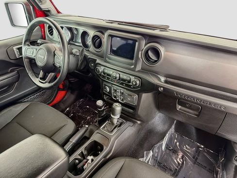 Used 2022 Jeep Wrangler Unlimited Sport w/ Technology Group AWD/4WD image 19