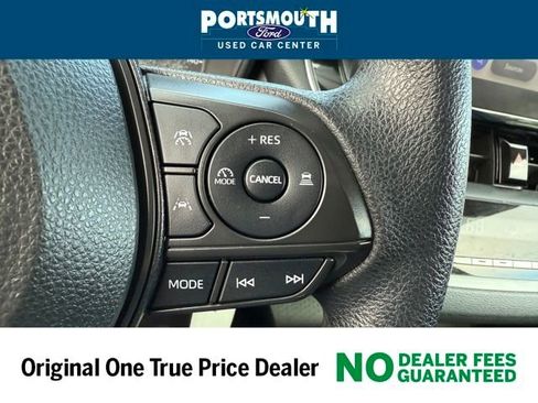 Used 2024 Toyota Corolla LE image 14
