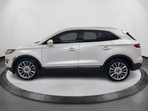 Used 2017 Lincoln MKC Reserve FWD image 9