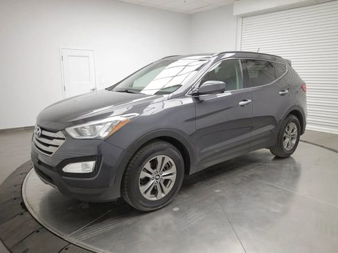 Used 2016 Hyundai Santa Fe Sport image 3