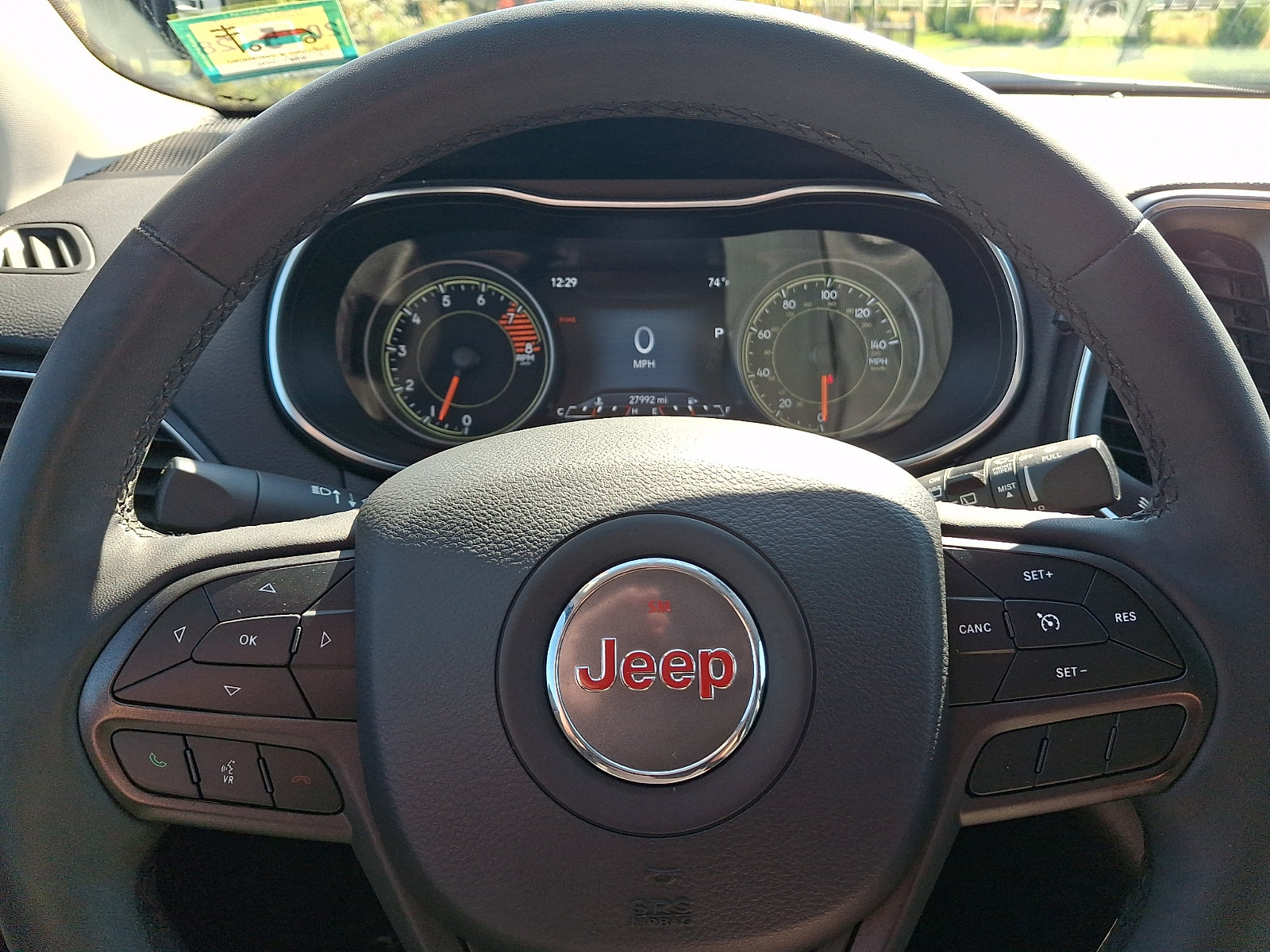Used 2021 Jeep Cherokee Trailhawk w/ Premium Leather Package AWD/4WD image 19