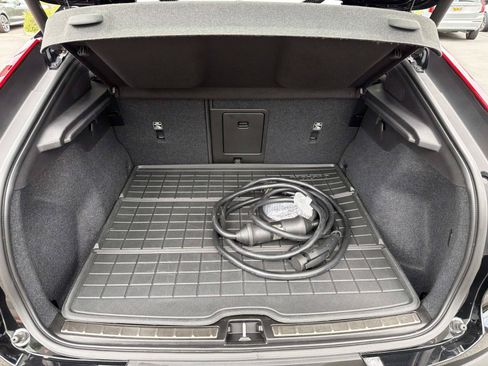 Certified 2023 Volvo C40 P8 Recharge Plus w/ Protection Package Premier AWD/4WD image 24