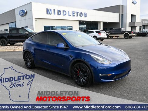 Used 2022 Tesla Model Y Performance image 1