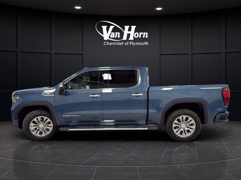 Used 2026 GMC Sierra 1500 Denali w/ Technology Package AWD/4WD image 4