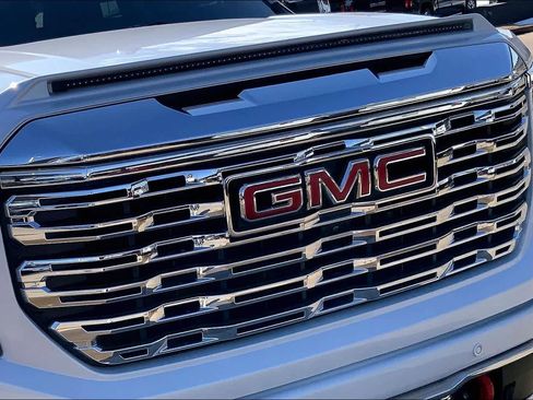 Used 2023 GMC Sierra 1500 Denali w/ Denali Reserve Package image 28