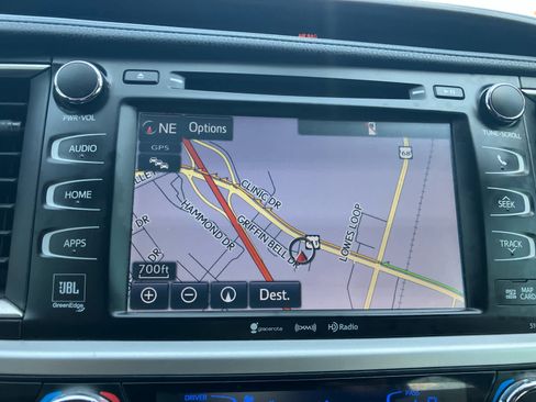 Used 2016 Toyota Highlander Limited Platinum AWD/4WD image 22