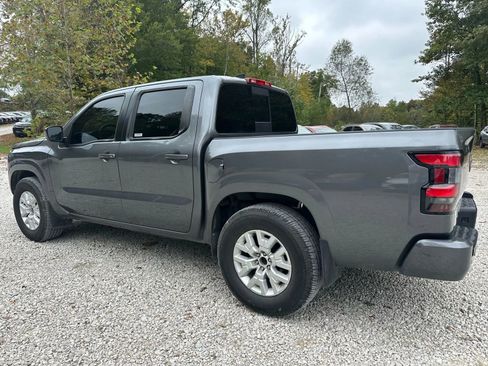 Used 2023 Nissan Frontier SV w/ SV Convenience Package image 9