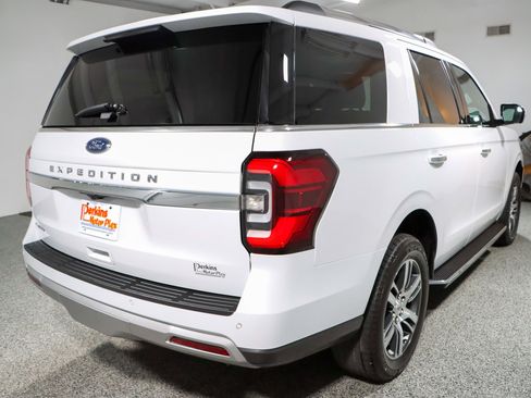 Used 2023 Ford Expedition Limited image 7