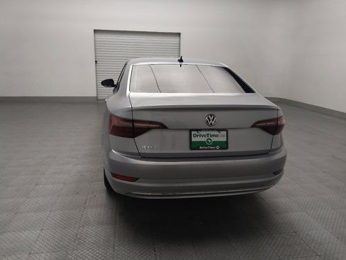 Used 2020 Volkswagen Jetta SE image 6