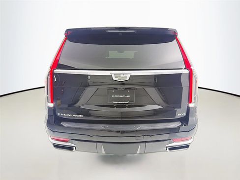 Used 2023 Cadillac Escalade ESV Premium Luxury image 23