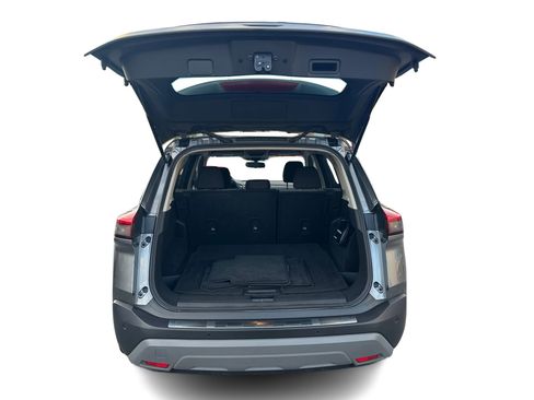 Used 2023 Nissan Rogue SV image 11