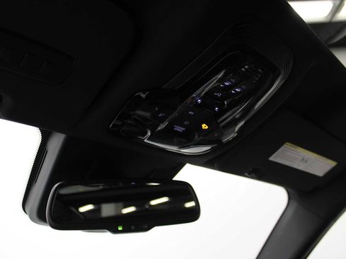 Used 2022 Alfa Romeo Stelvio Veloce image 23