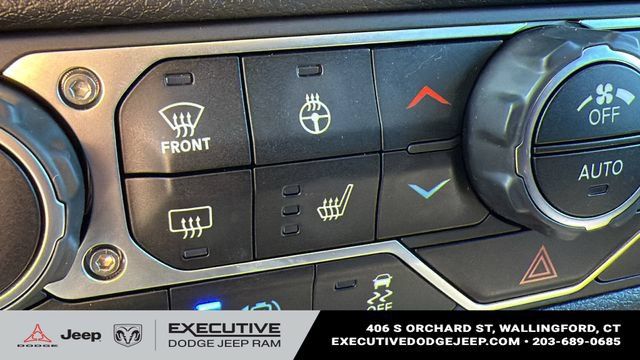 Used 2024 Jeep Wrangler Unlimited AWD/4WD image 19