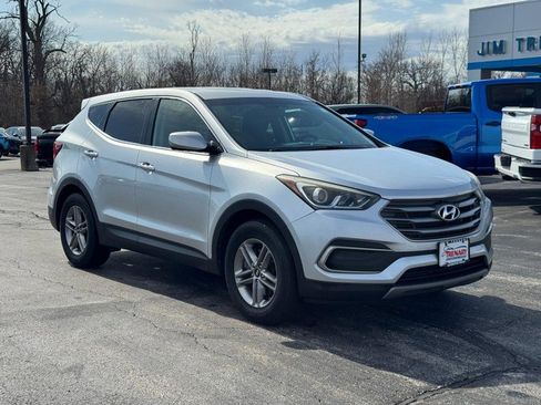 Used 2018 Hyundai Santa Fe Sport image 2