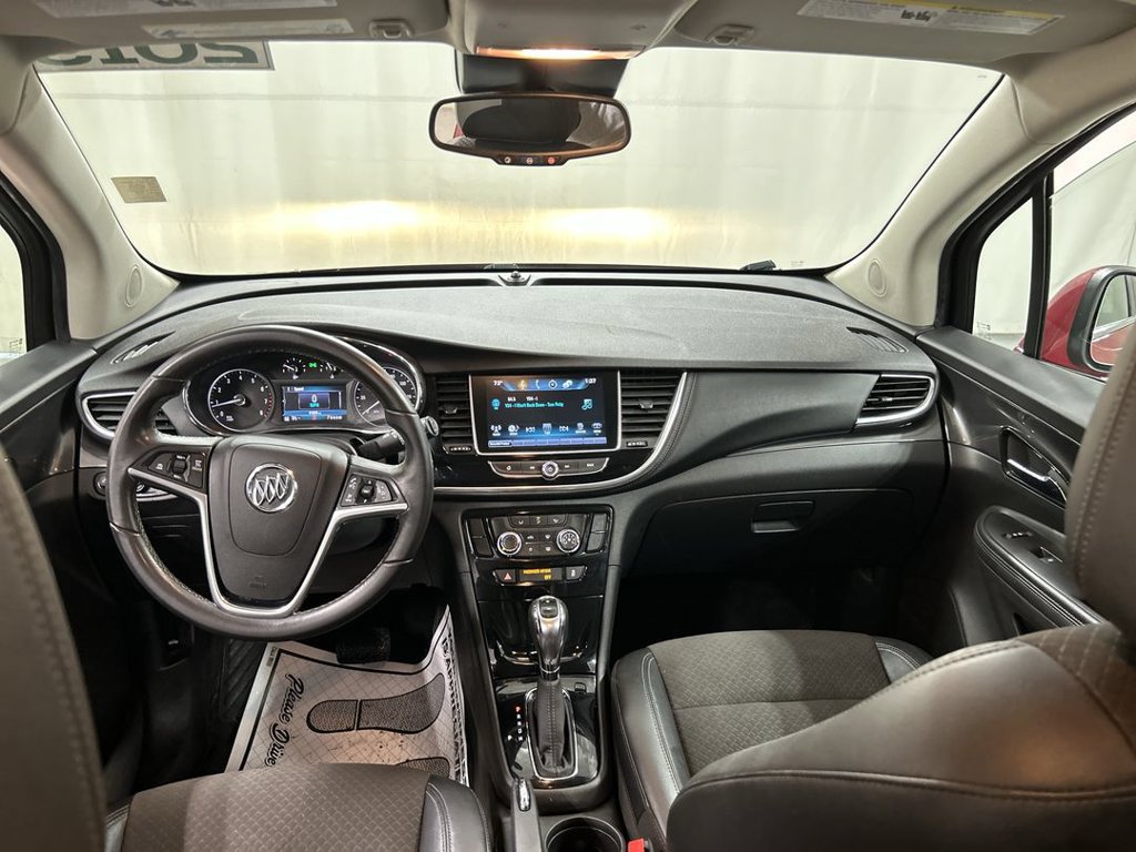 Used 2019 Buick Encore Preferred AWD/4WD image 18