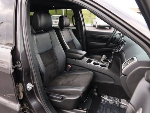Used 2020 Jeep Grand Cherokee Altitude RWD image 27