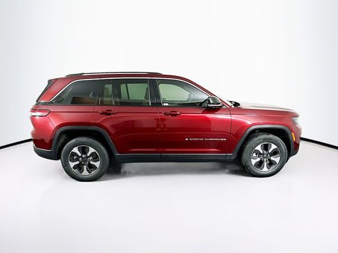 Used 2022 Jeep Grand Cherokee Limited 4xe image 10