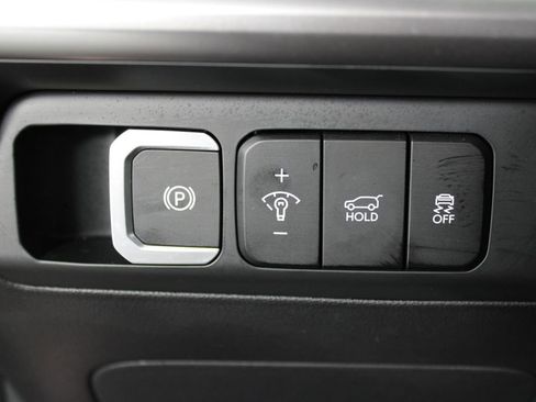 Certified 2026 Hyundai Santa Fe SEL FWD image 25