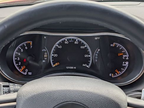 Used 2015 Jeep Grand Cherokee Limited image 19