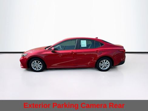 Used 2025 Toyota Camry LE image 6