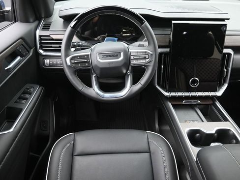 New 2026 GMC Acadia Denali w/ Super Cruise Package image 12