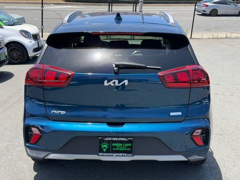 Used 2022 Kia Niro LXS FWD image 6