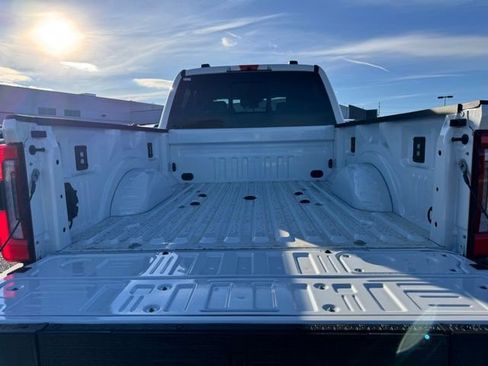 New 2026 Ford F250 Platinum image 18