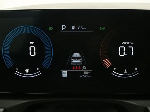 Certified 2025 Hyundai Tucson SEL FWD image 9