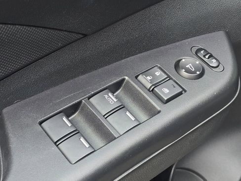 Used 2013 Honda CR-V LX image 20