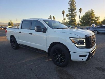 Used 2024 Nissan Titan SV w/ SV Convenience Package