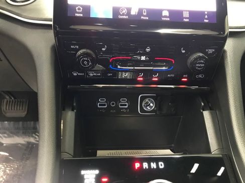 New 2025 Jeep Grand Cherokee L Limited image 26