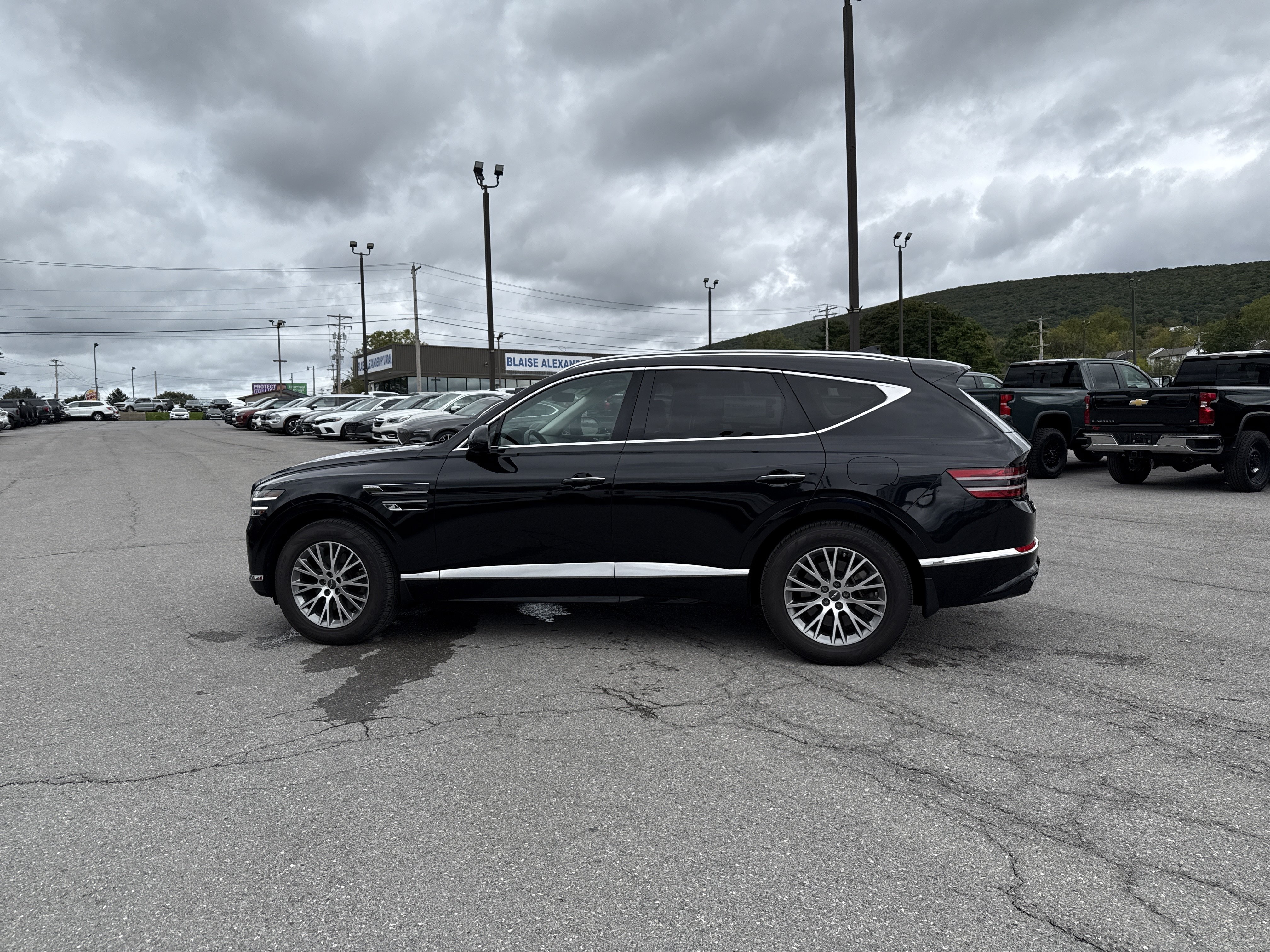 Used 2021 Genesis GV80 2.5T AWD/4WD image 6