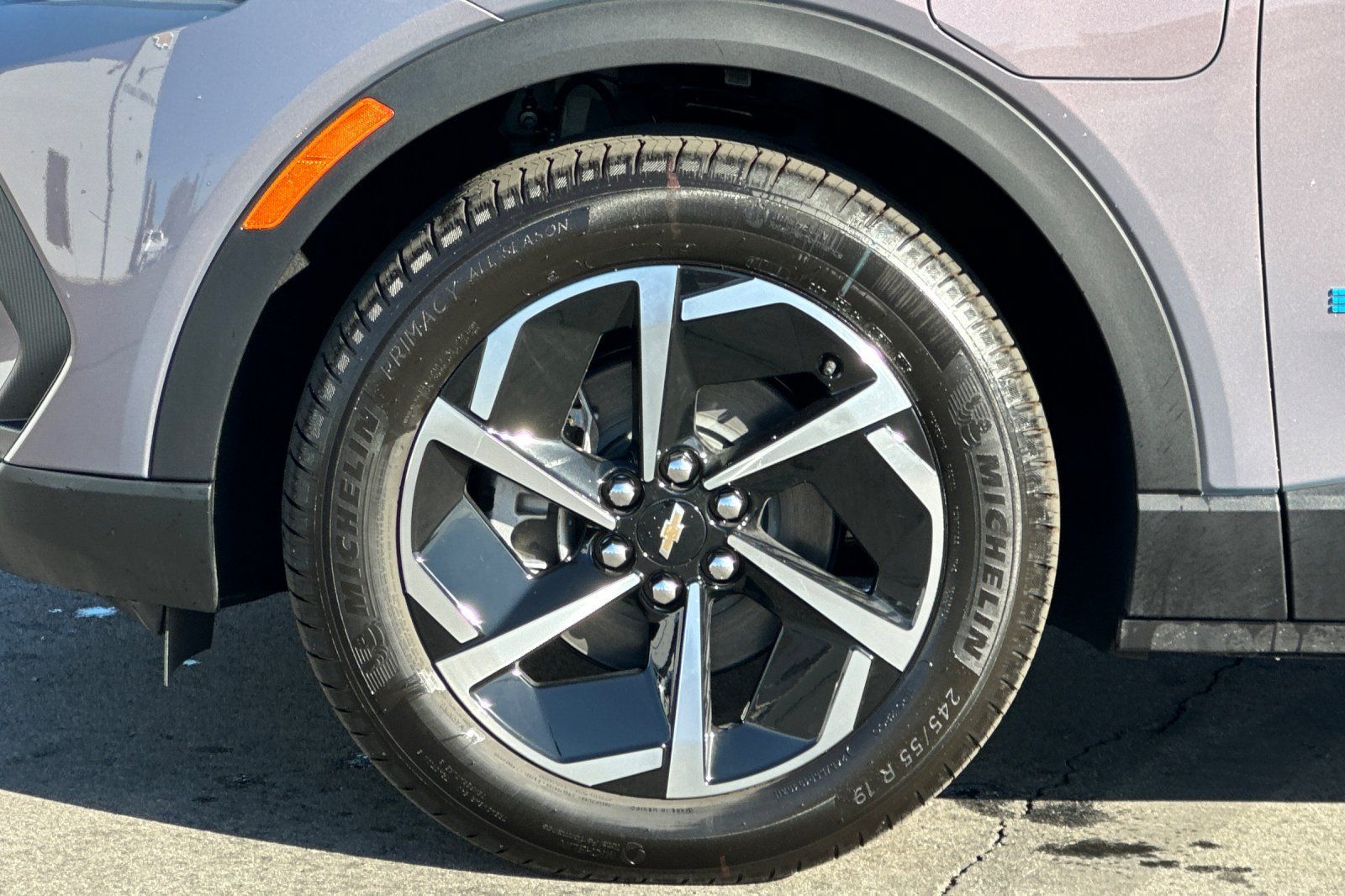 New 2026 Chevrolet Equinox EV LT FWD image 33