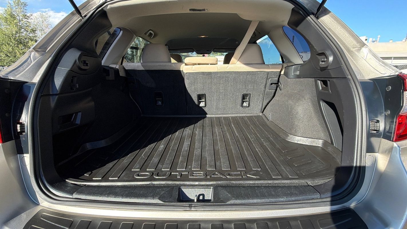 Used 2018 Subaru Outback 2.5i AWD/4WD image 20