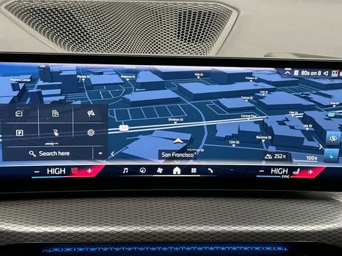 Used 2025 BMW i4 eDrive40 w/ Premium Package image 18