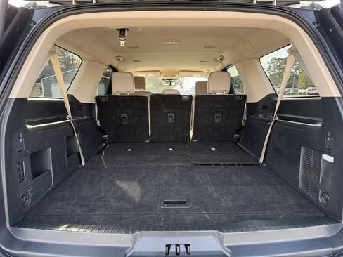 Used 2024 Ford Expedition Max XLT image 26