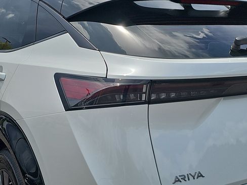 Used 2024 Nissan Ariya AWD image 30