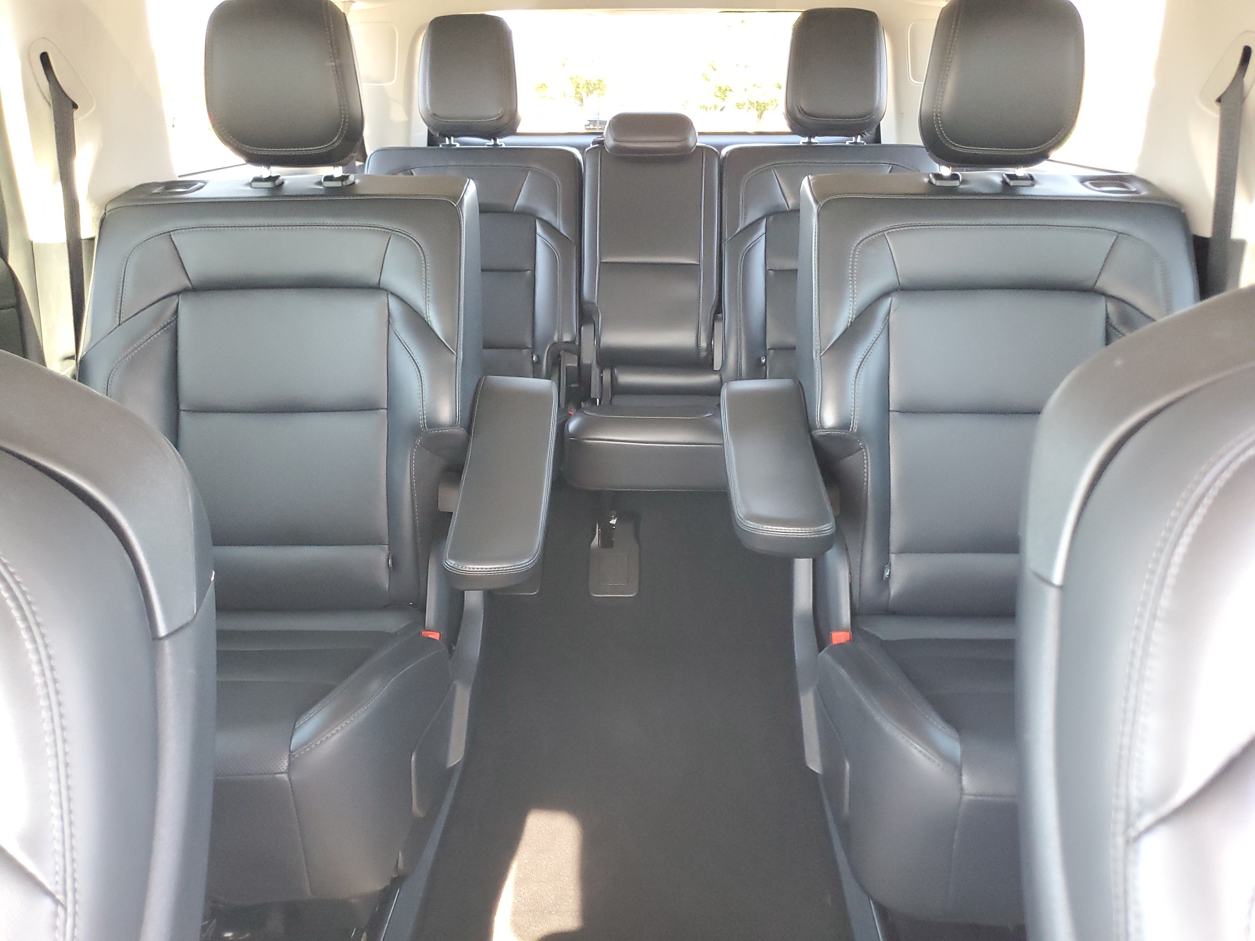 Used 2025 Lincoln Navigator L Reserve AWD/4WD image 21