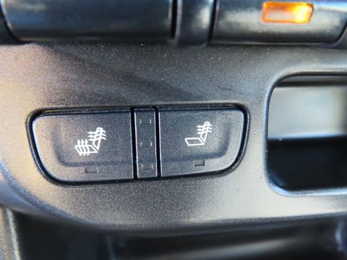 Used 2021 Chevrolet Colorado Z71 w/ Safety Package image 35